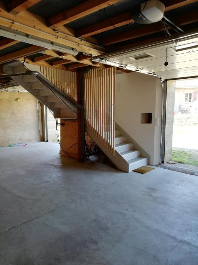 Le Charmillon, Cosi Avec Double Garage Apartment *